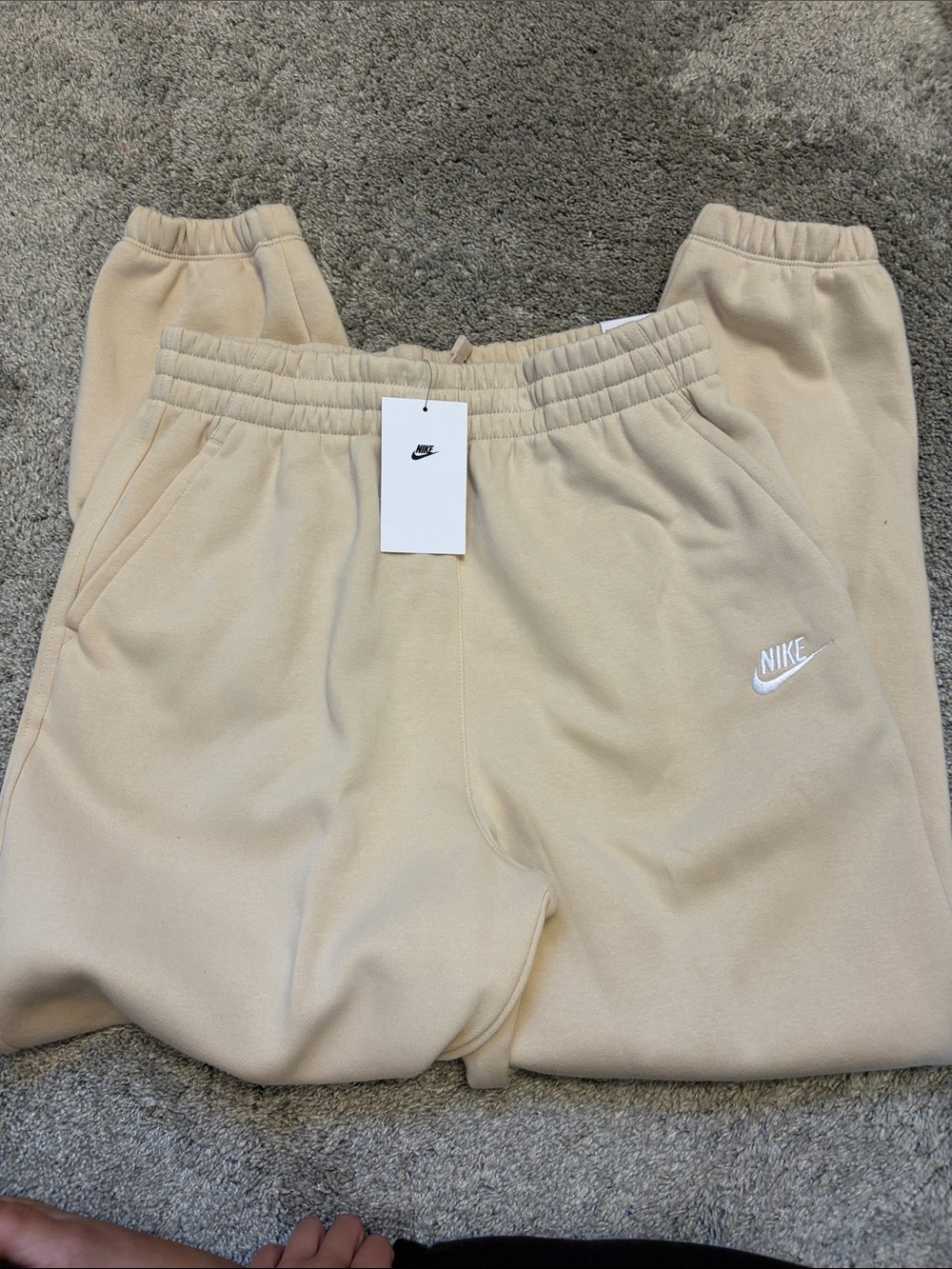 Nike Joggers